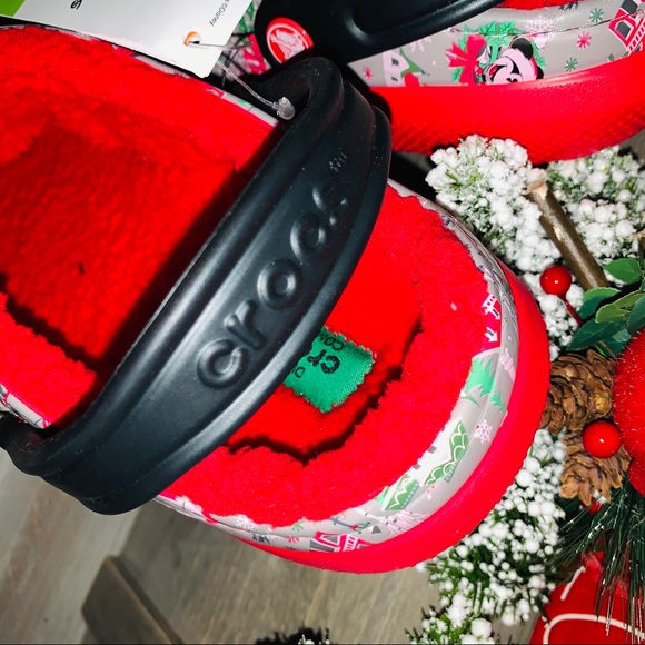 Disney Mickey Holiday Light Up Crocs - Picture 4 of 4